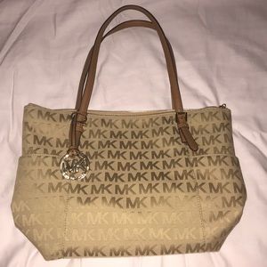 Michael Kors purse